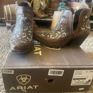 Ariat Dixon Glitter Western Booties